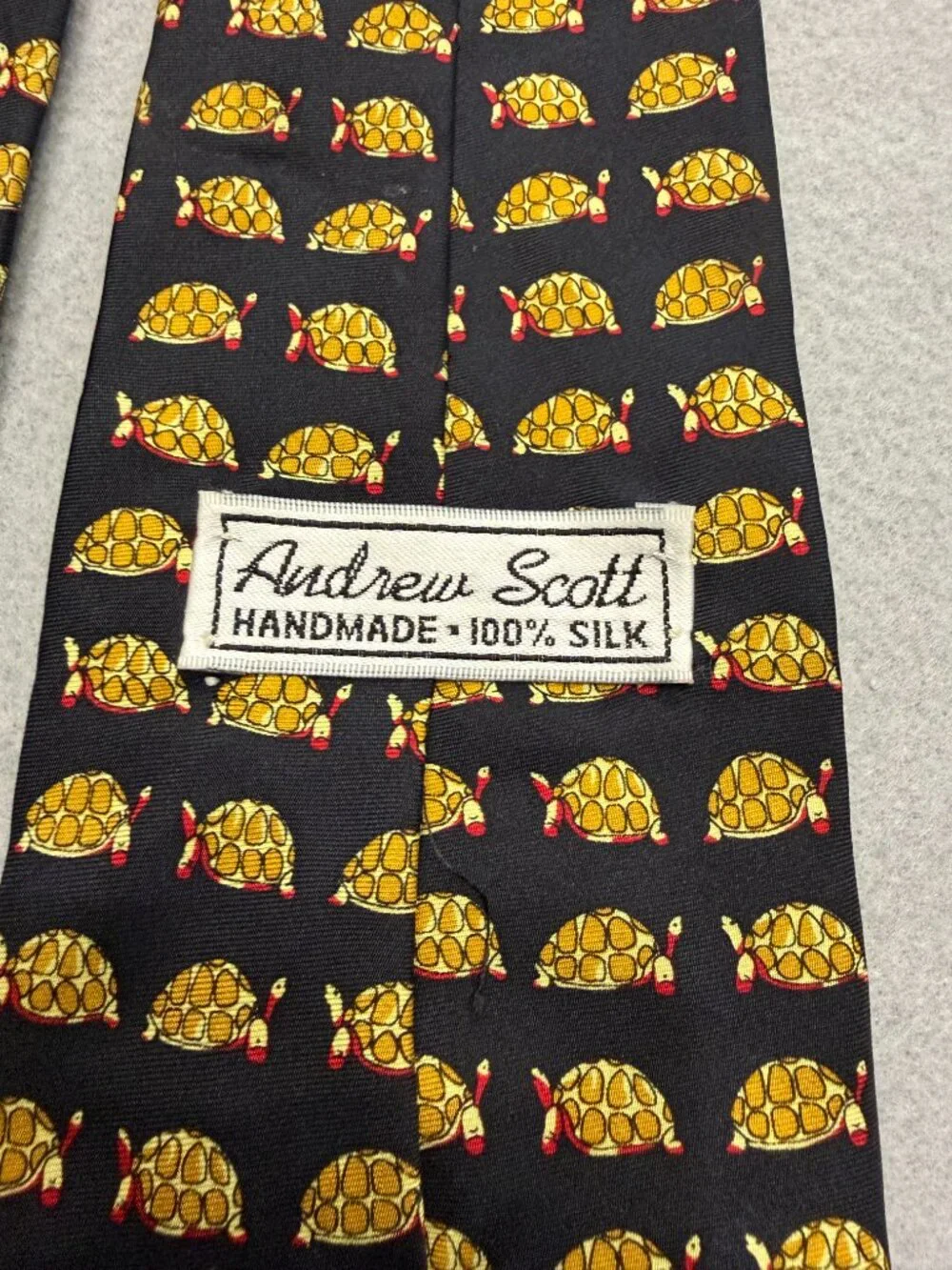 Vintage Andrew Scott 100% Silk Turtle Tortoise Novelty Tie